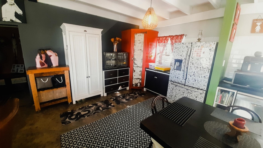 4 Bedroom Property for Sale in Kosmos North West